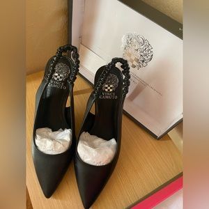 NEW in box Vince Camuto Tolinnis size 7-1/2 heels